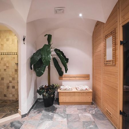 Hotel Ciasa Ai Pini San Cassiano  Eksteriør billede