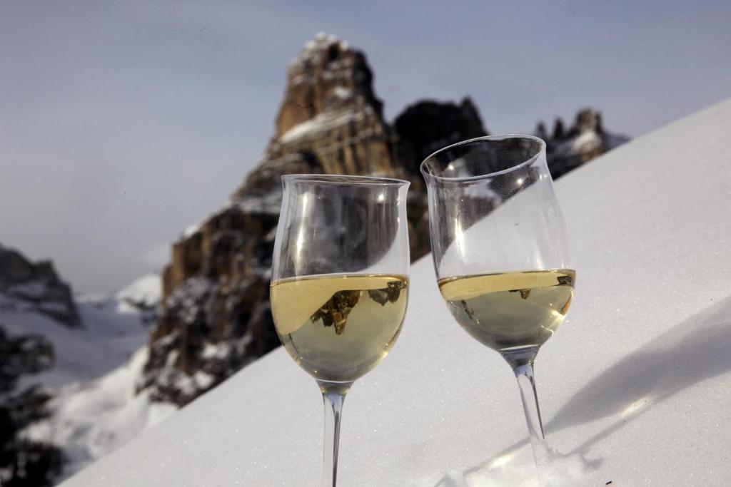 Hotel Ciasa Ai Pini San Cassiano  Eksteriør billede